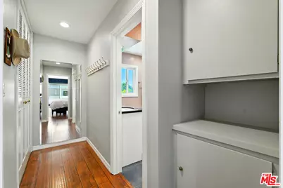 12955 Riverside Dr #210, Sherman Oaks, CA 91423 - Photo 1