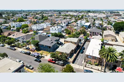 136 E 28th St, Los Angeles, CA 90011 - Photo 1