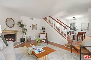 18411 Hatteras St, Tarzana, CA 91356 - Photo 1