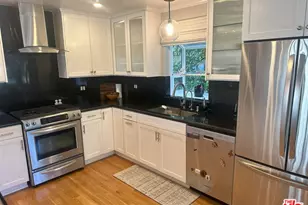 11662 Iowa Ave, Los Angeles, CA 90025 - Photo 1