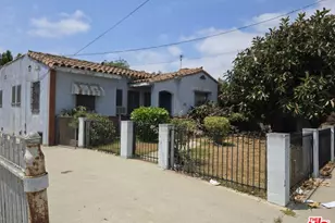 530 W 90th St, Los Angeles, CA 90044 - Photo 1