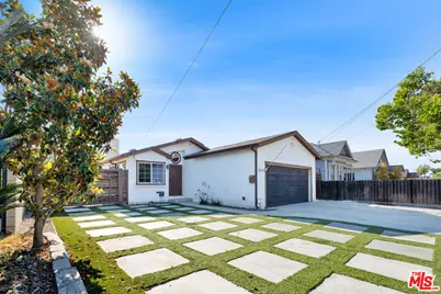 1211 McDonald Ave, Wilmington, CA 90744 - Photo 1