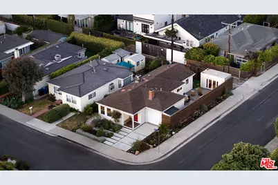 2432 Cloy Ave, Venice, CA 90291 - Photo 1