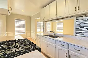 1022 S Norton Ave, Los Angeles, CA 90019 - Photo 1