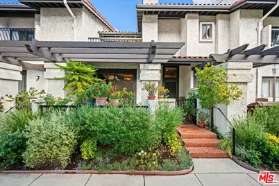 1490 Palisades Dr, Pacific Palisades, CA 90272 - Photo 1