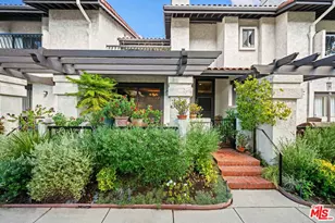 1490 Palisades Dr, Pacific Palisades, CA 90272 - Photo 1