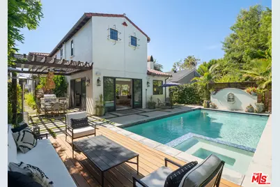 538 N Sierra Bonita Ave, Los Angeles, CA 90036 - Photo 1