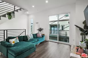 1255 N Gower St #3/4, Los Angeles, CA 90038 - Photo 1