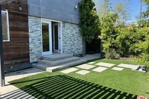 653 Sunset Ave, Venice, CA 90291 - Photo 1