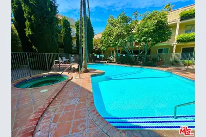 11670 W Sunset Blvd #205, Los Angeles, CA 90049 - Photo 1