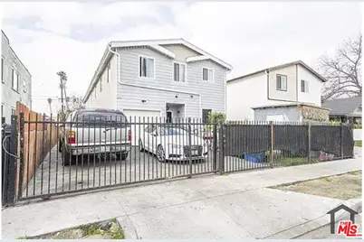 5917 Denver, Los Angeles, CA 90044 - Photo 1