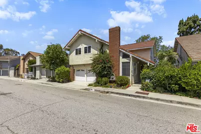 10211 Clematis Ct, Los Angeles, CA 90077 - Photo 1