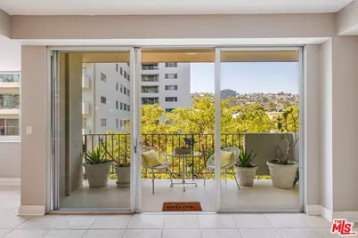 818 N Doheny Dr #501, West Hollywood, CA 90069 - Photo 1