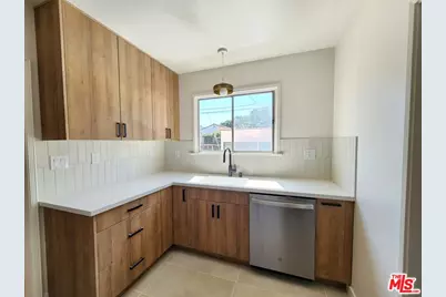 339 N Gardner St, Los Angeles, CA 90036 - Photo 1