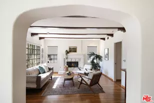 331 N Sweetzer Ave, Los Angeles, CA 90048 - Photo 1