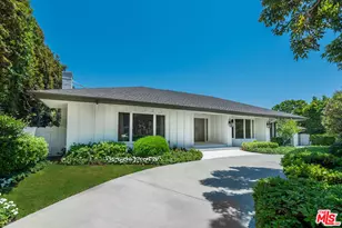 374 Homewood Rd, Los Angeles, CA 90049 - Photo 1