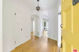 6137 W 6th St, Los Angeles, CA 90048 - Photo 1