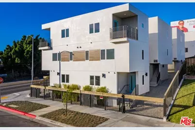 4937 W 20th St #1/2, Los Angeles, CA 90016 - Photo 1