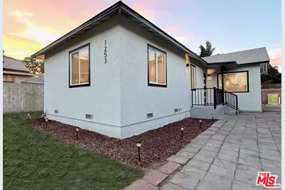 1253 W 61st St, Los Angeles, CA 90044 - Photo 1