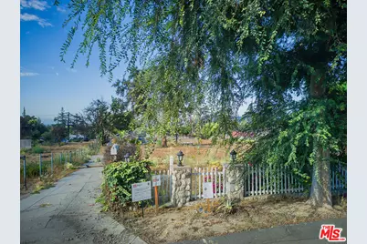 42 E Harriet St, Altadena, CA 91001 - Photo 1