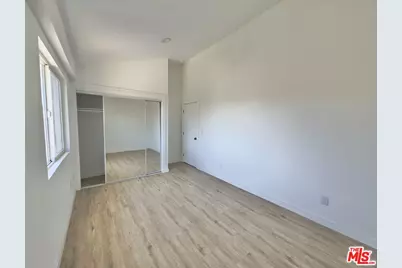 1732 Crenshaw Blvd #6, Los Angeles, CA 90019 - Photo 1