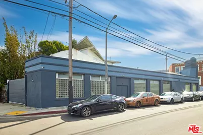 122 Mildred Ave #2, Venice, CA 90291 - Photo 1