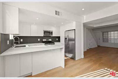 1623 Brockton Ave #3, Los Angeles, CA 90025 - Photo 1
