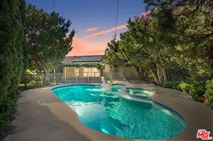 22116 Blythe St, Canoga Park, CA 91304 - Photo 1