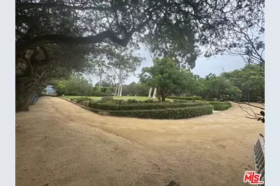 29244 Greenwater Rd, Malibu, CA 90265 - Photo 1