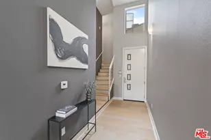 600 S Ridgeley Dr, Los Angeles, CA 90036 - Photo 1