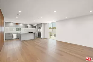 1752 N Van Ness Ave #1/2, Los Angeles, CA 90028 - Photo 1