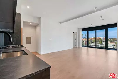 10700 Tabor St #213, Los Angeles, CA 90034 - Photo 1