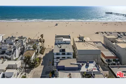 1 Driftwood St #3, Marina del Rey, CA 90292 - Photo 1