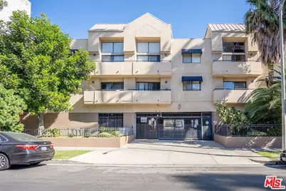 326 S Manhattan Pl #103, Los Angeles, CA 90020 - Photo 1