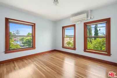 5121 Eagle Rock Blvd #B, Los Angeles, CA 90041 - Photo 1