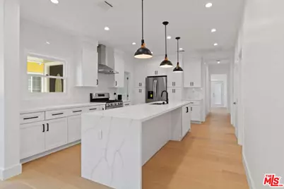 3465 2nd Ave, Los Angeles, CA 90018 - Photo 1