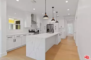 3465 2nd Ave, Los Angeles, CA 90018 - Photo 1