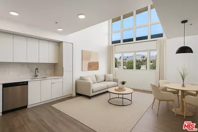 5750 E Hollywood Blvd #634, Los Angeles, CA 90028 - Photo 1