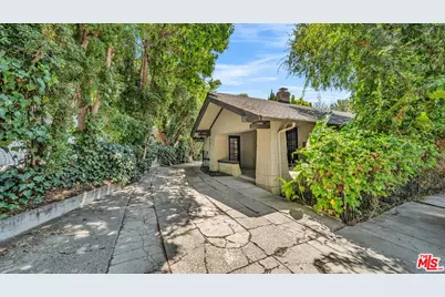 1918 Pinehurst Rd, Los Angeles, CA 90068 - Photo 1