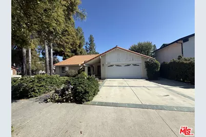 22925 Styles St, Woodland Hills, CA 91367 - Photo 1