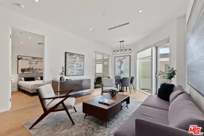 1030 N Kings Rd #306, West Hollywood, CA 90069 - Photo 1