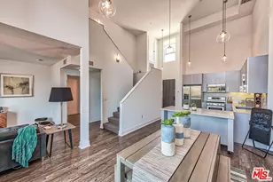 1168 S Barrington Ave, Los Angeles, CA 90049 - Photo 1