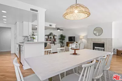 725 S Barrington Ave #209, Los Angeles, CA 90049 - Photo 1