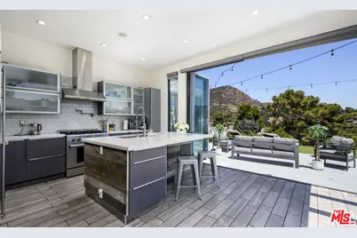 3420 Blair Dr, Los Angeles, CA 90068 - Photo 1