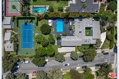 624 N Beverly Dr, Beverly Hills, CA 90210 - Photo 1