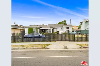 8905 S Hoover St, Los Angeles, CA 90044 - Photo 1