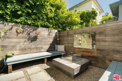 420 Pacific St, Santa Monica, CA 90405 - Photo 1