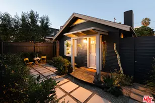 1517 Cabrillo Ave, Venice, CA 90291 - Photo 1