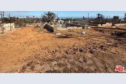 16759 Edgar St, Pacific Palisades, CA 90272 - Photo 1