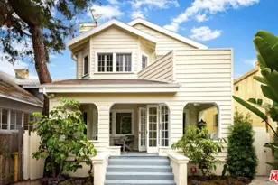 43 Park Ave, Venice, CA 90291 - Photo 1